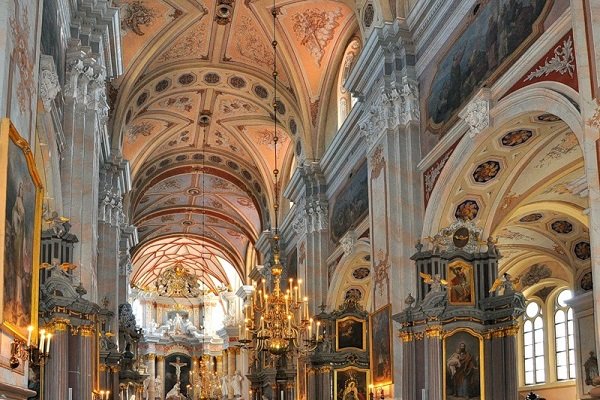 собор в парме интерьер фото