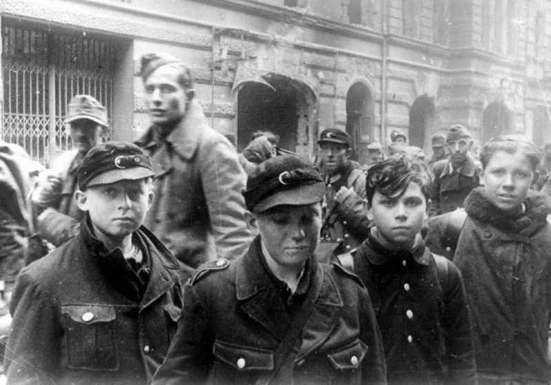 фольксштурм фольксштурм берлин 1945 года фото