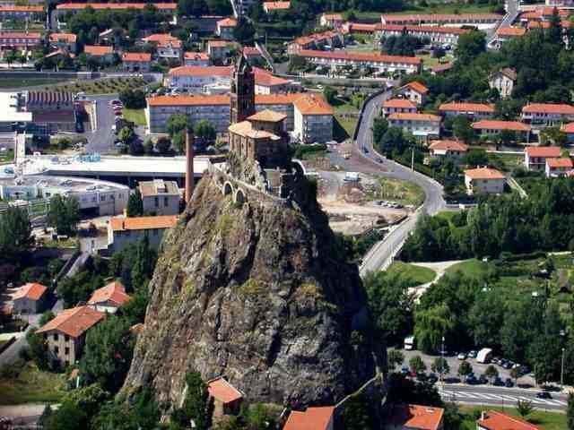 saint michel d'aiguilhe ле-пюи-ан-веле фото
