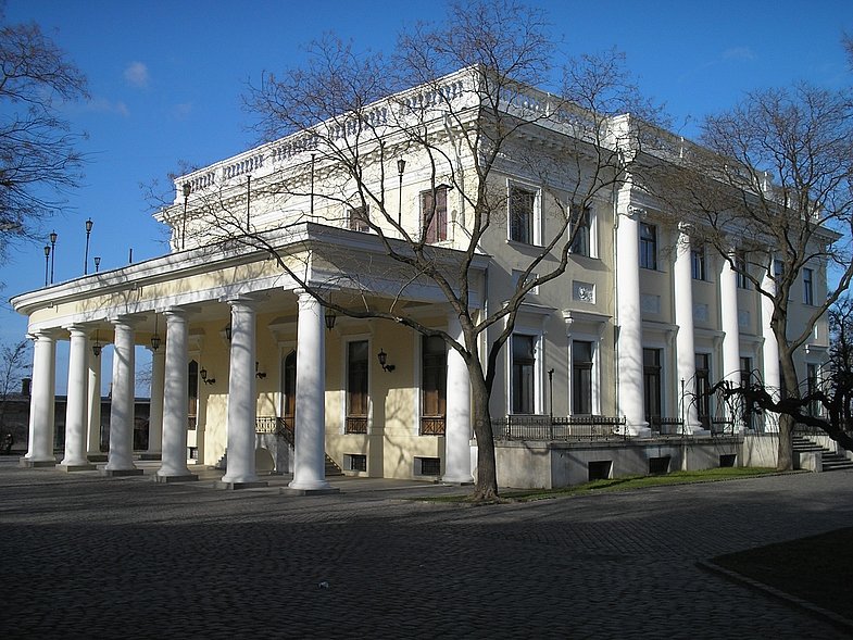 дворец воронцова в одессе фото