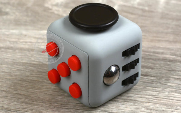fidget cube retro