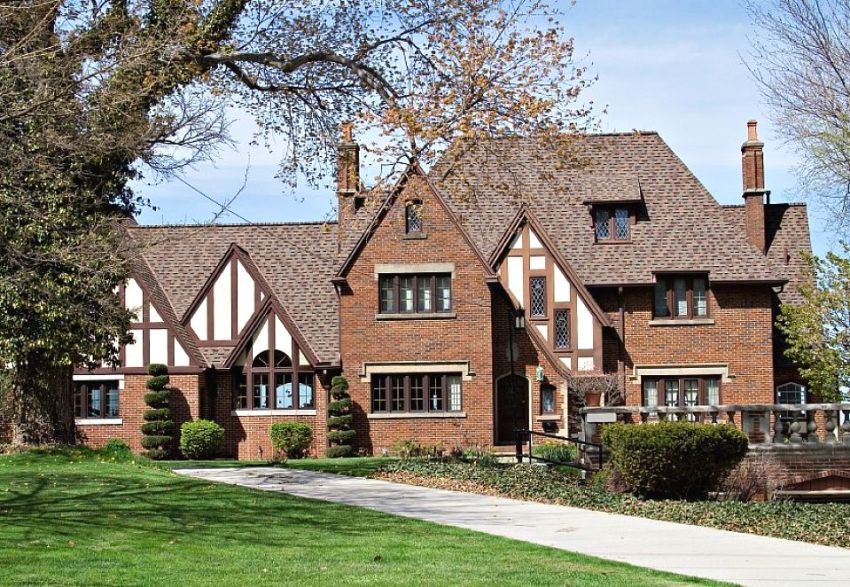 стиль тюдор tudor revival cottage фото
