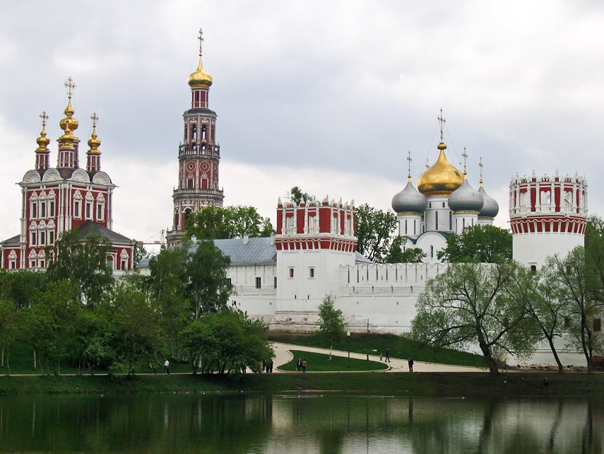 новодевичий монастырь в москве фото