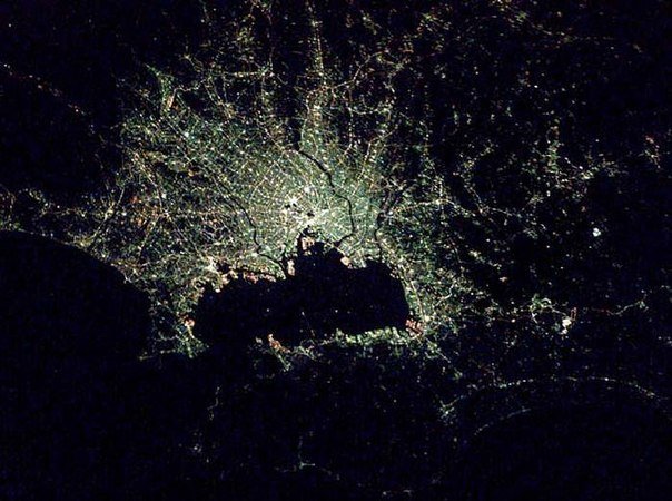 токио снимок из космоса фото