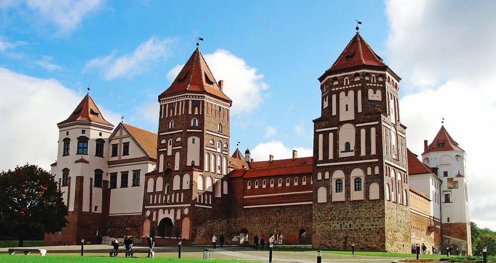 мирский замок фото