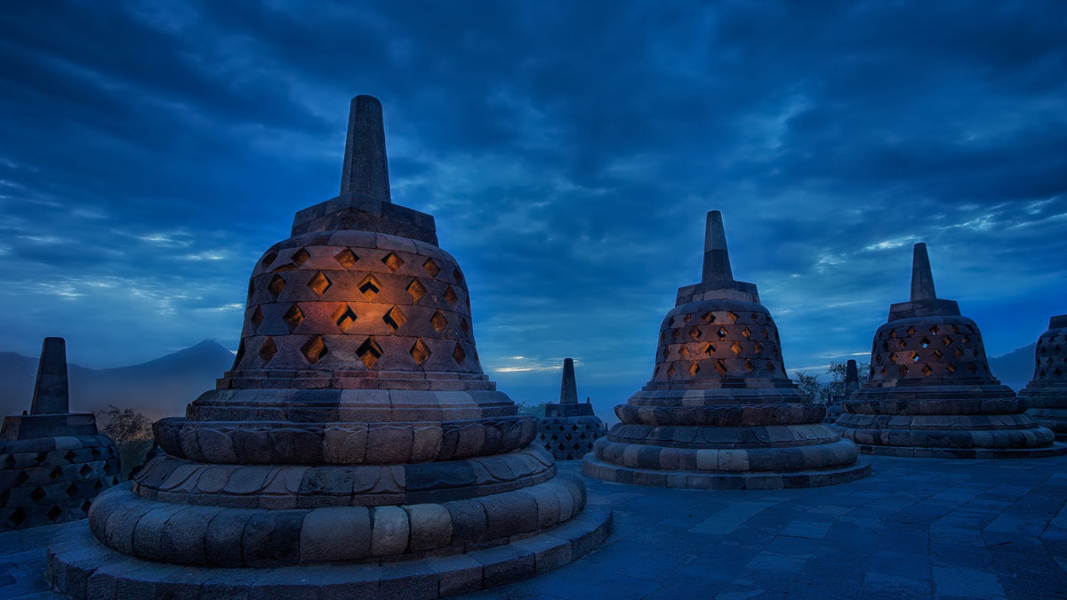 боробудур индонезия фото