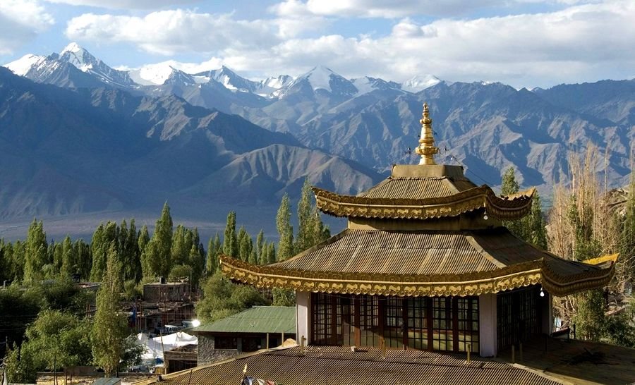 тибет монастырь храм фото