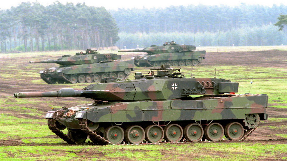 tank leopard 2 фото