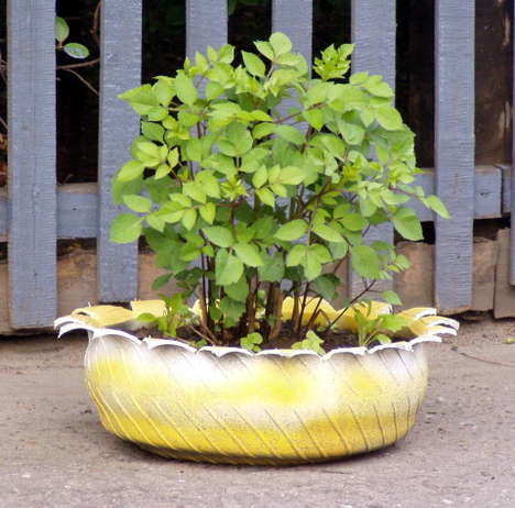 вазоны из колес фото