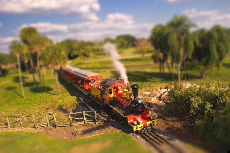 поезд игра игрушка фото