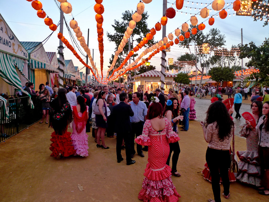 апрельская ярмарка в севилье (feria de abril) фото