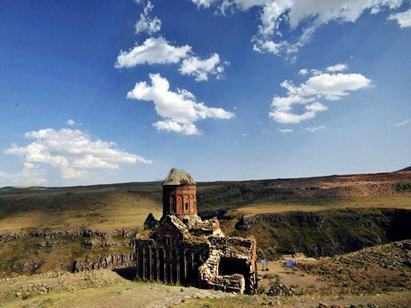 город ани фото