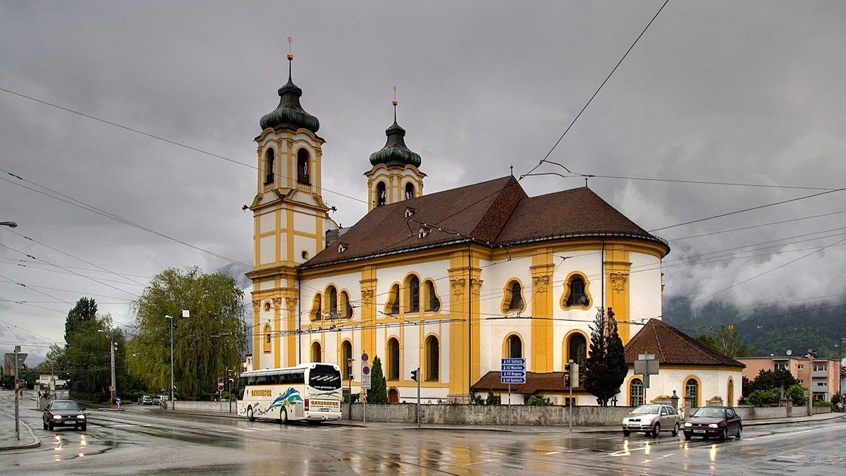 вильтенский монастырь в инсбруке фото