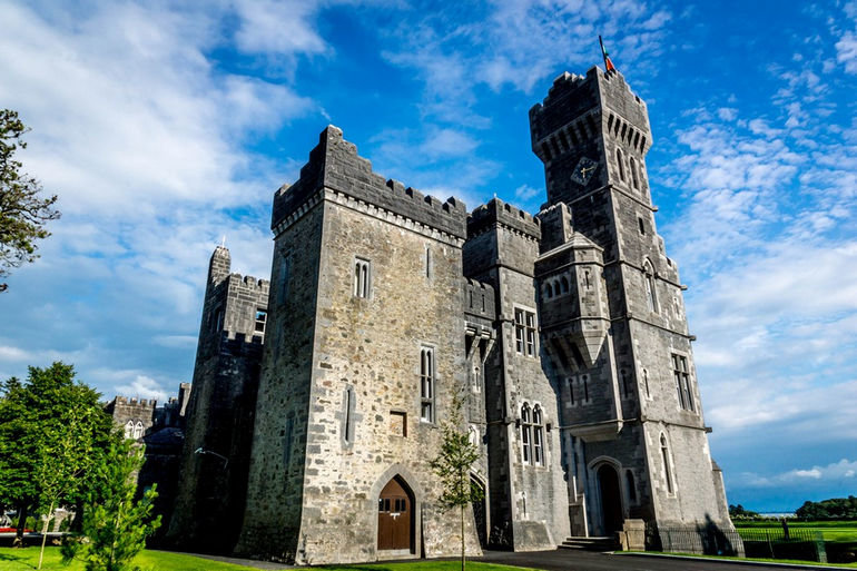 ashford castle ирландия фото