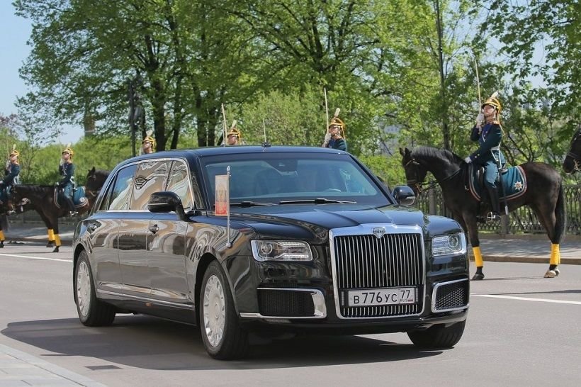 президентский лимузин путина в 2018 фото
