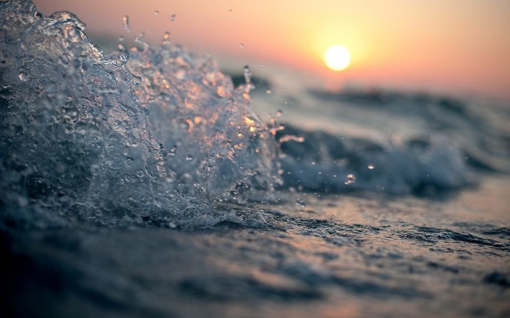 вода закат фото