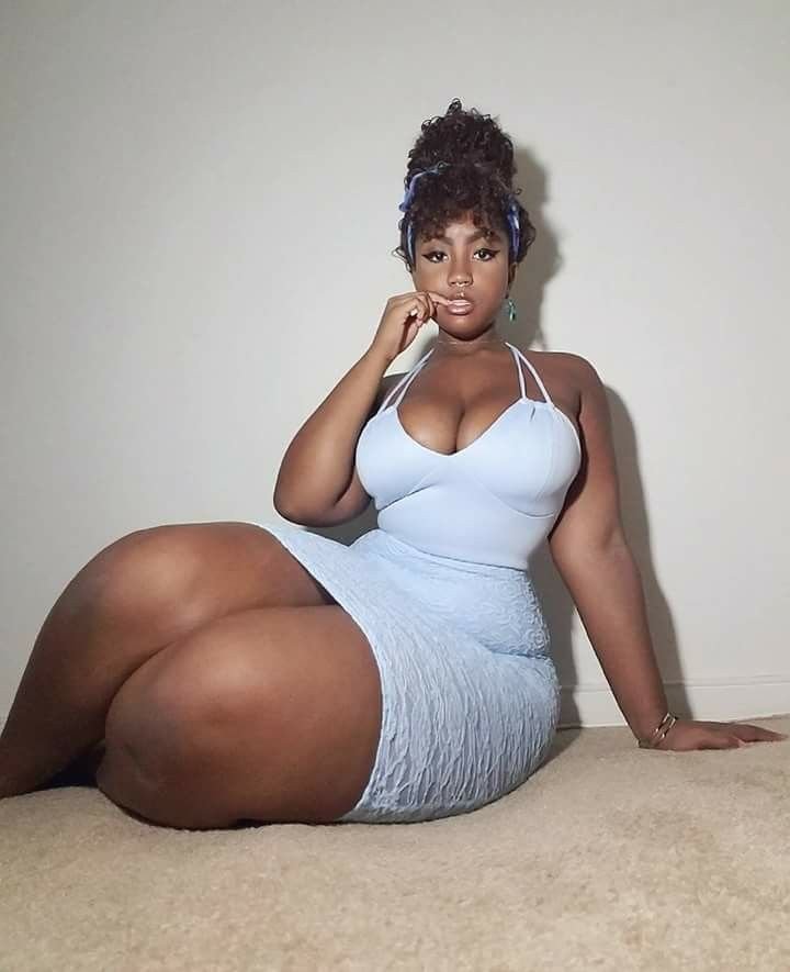 tolstie-chernie-devushki-filmi-olivii-trevil