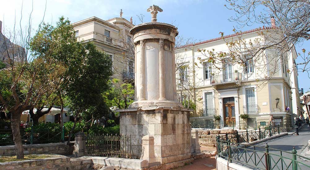 памятник лисикрата в афинах фото