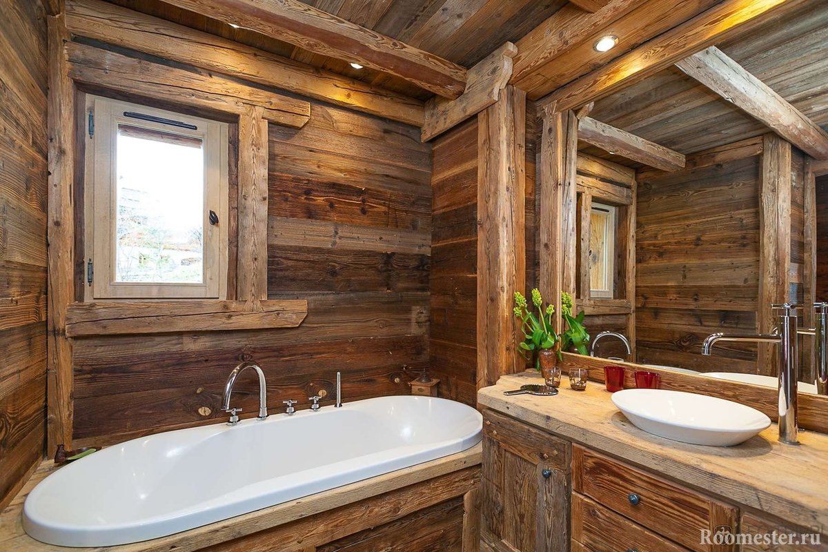 ванная комната из дерева в квартире