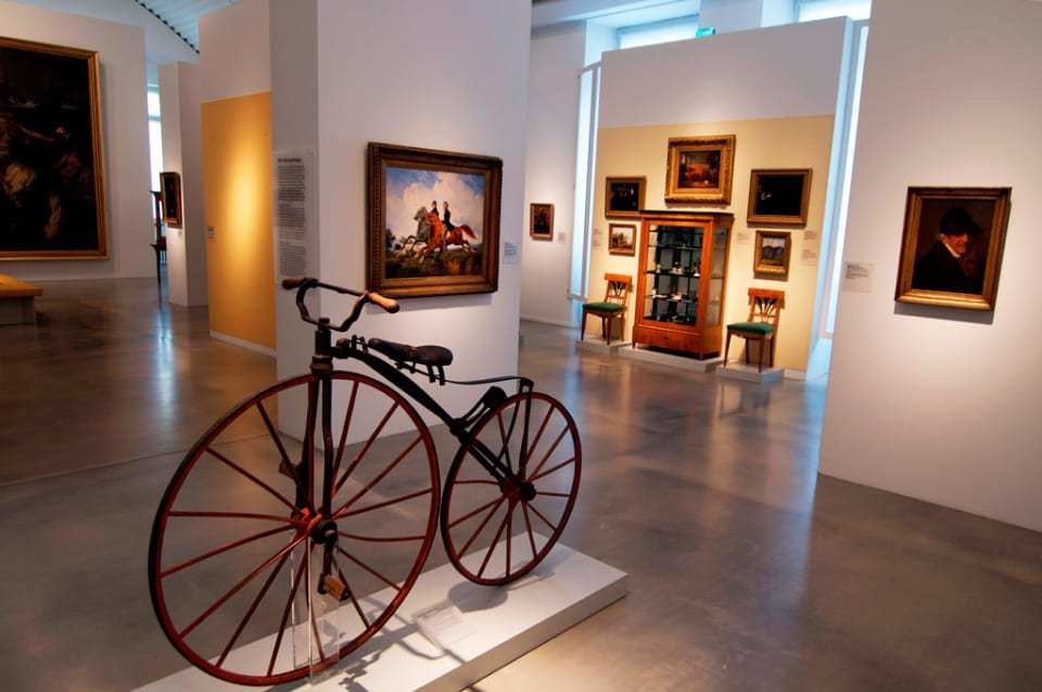 германский национальный музей (germanisches nationalmuseum) фото