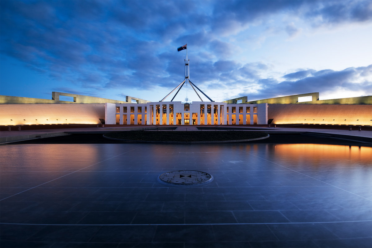 здание парламента канберра фото