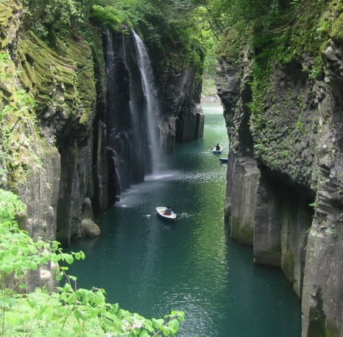 ущелье такатихо (takachiho gorge), япония фото