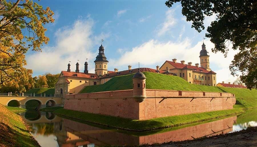 несвижский замок беларусь фото