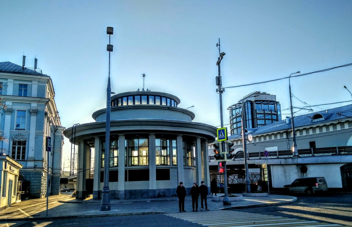 парк культуры станция метро кольцевая линия фото