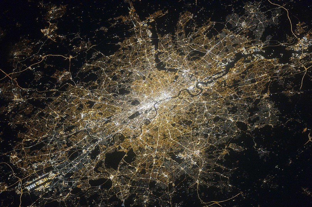 ночная москва из космоса фото