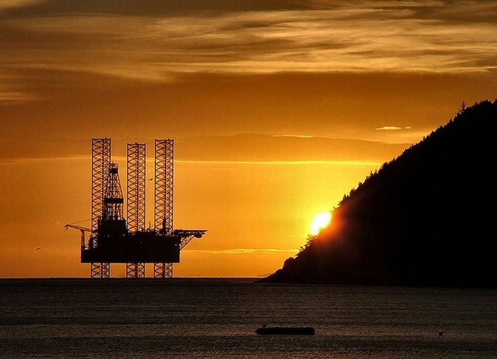 нефть вышка фото