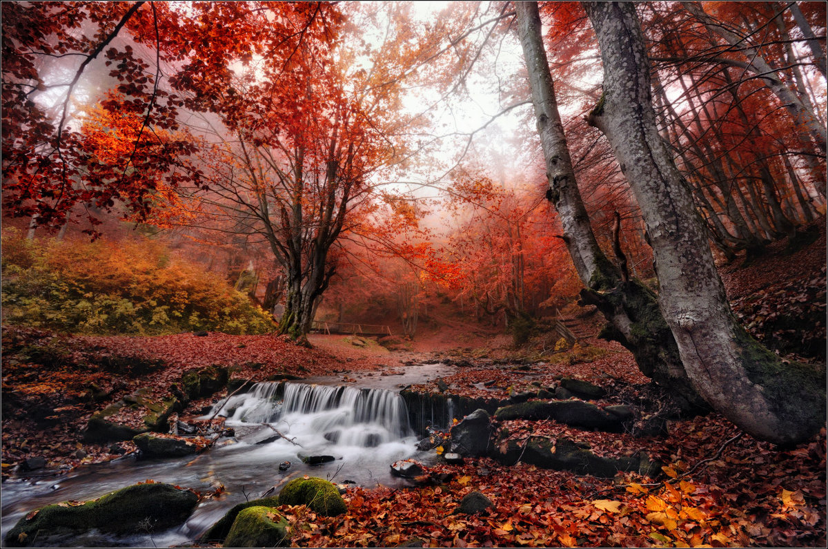 осенний водопад фото
