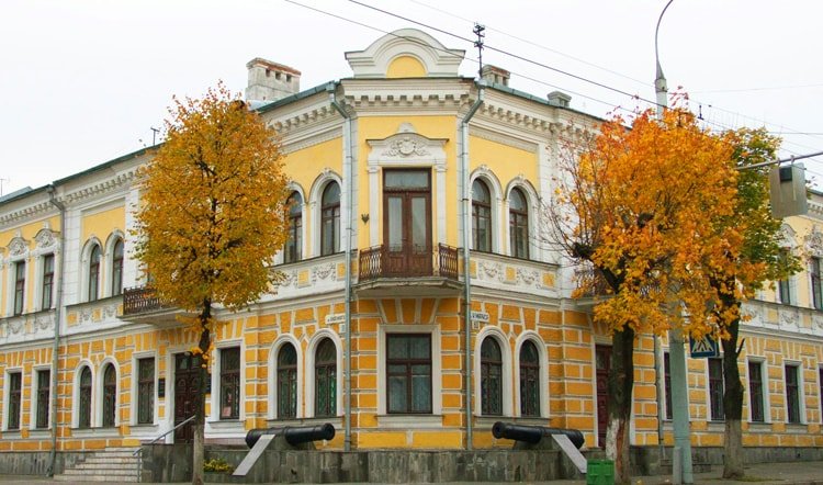 брестский областной краеведческий музей фото