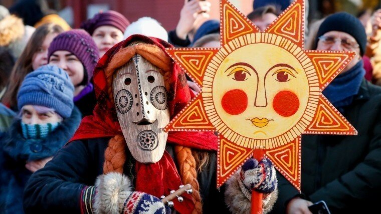 фестиваль московская масленица фото