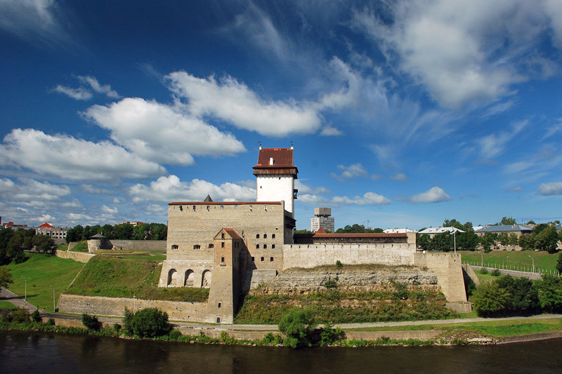 нарвский замок эстония фото