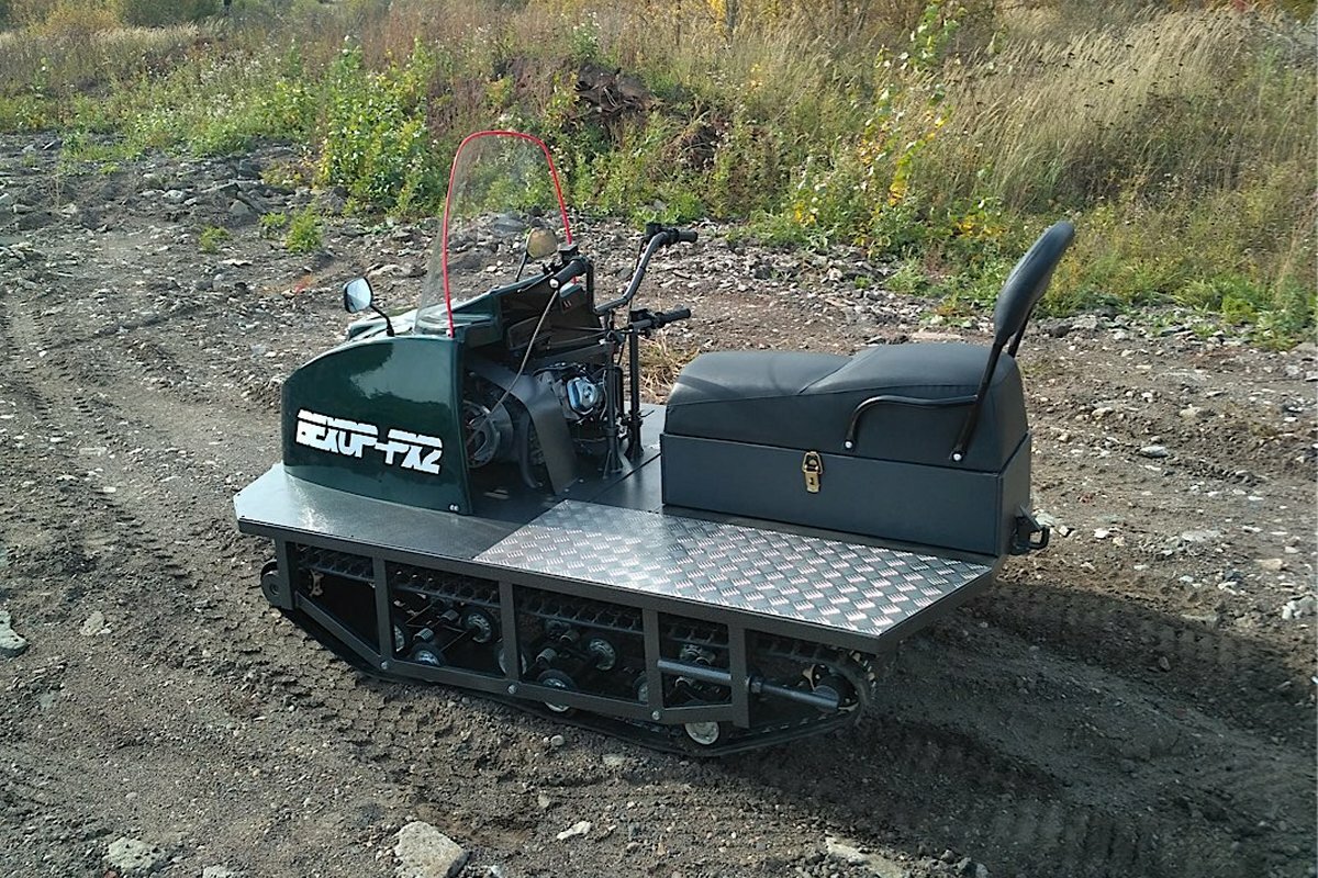 Гусеничный мотовездеход Вехор