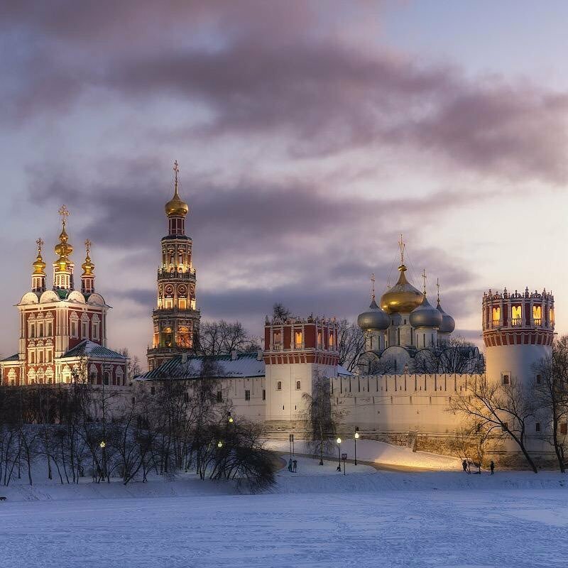 новодевичий монастырь в москве фото
