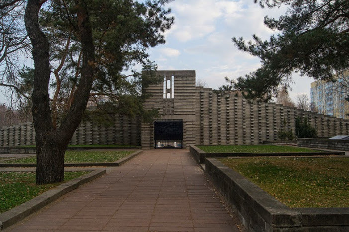 могилев мемориал луполовский лагерь смерти фото