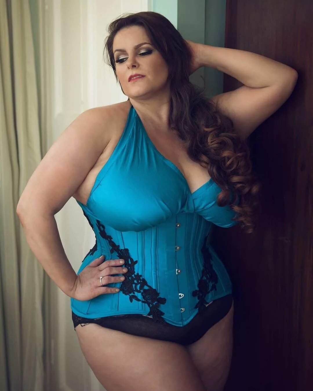 tolstushki-na-chas-foto-onlayn-porno