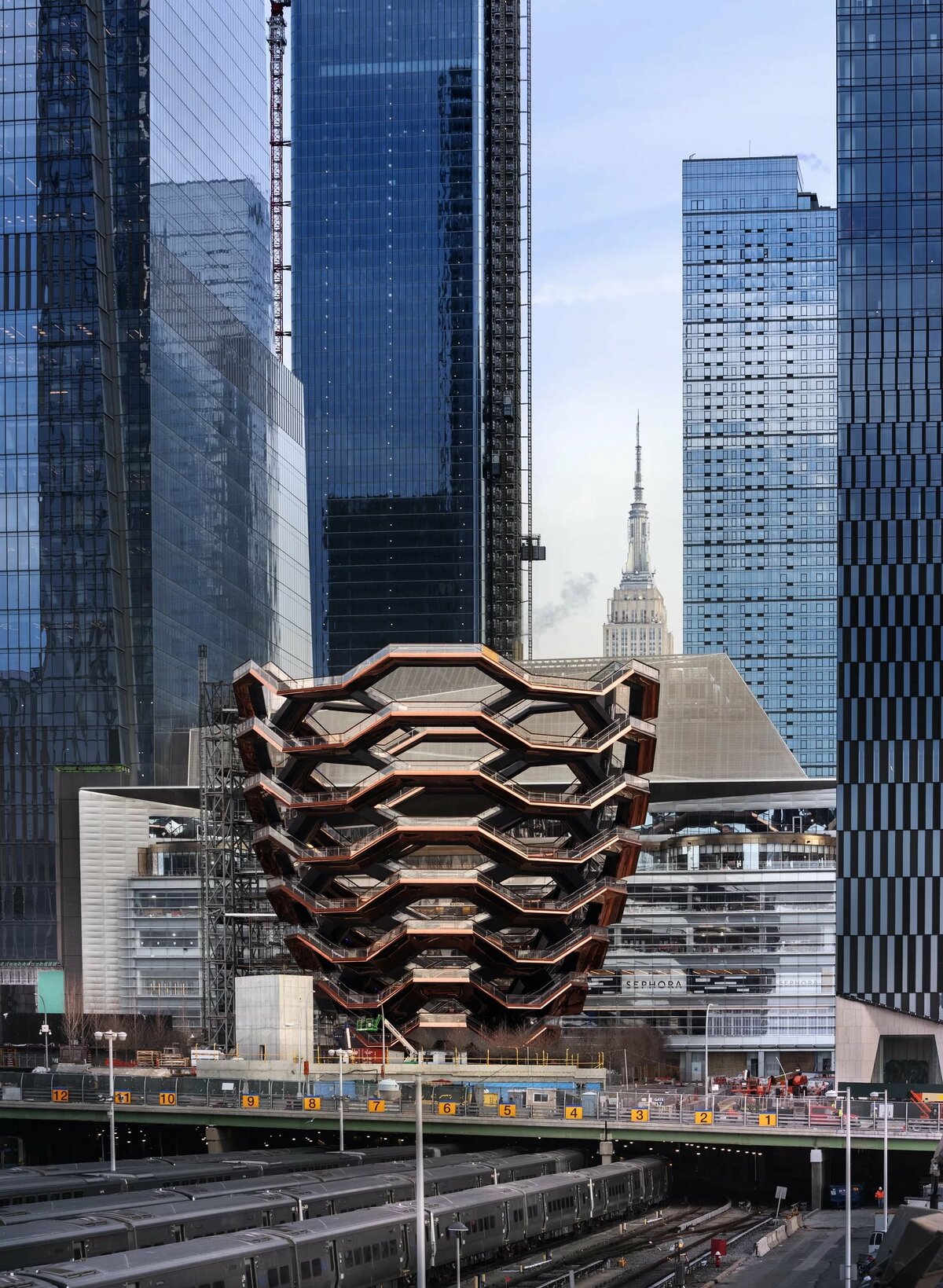 hudson yards в нью-йорке / heatherwick studio фото