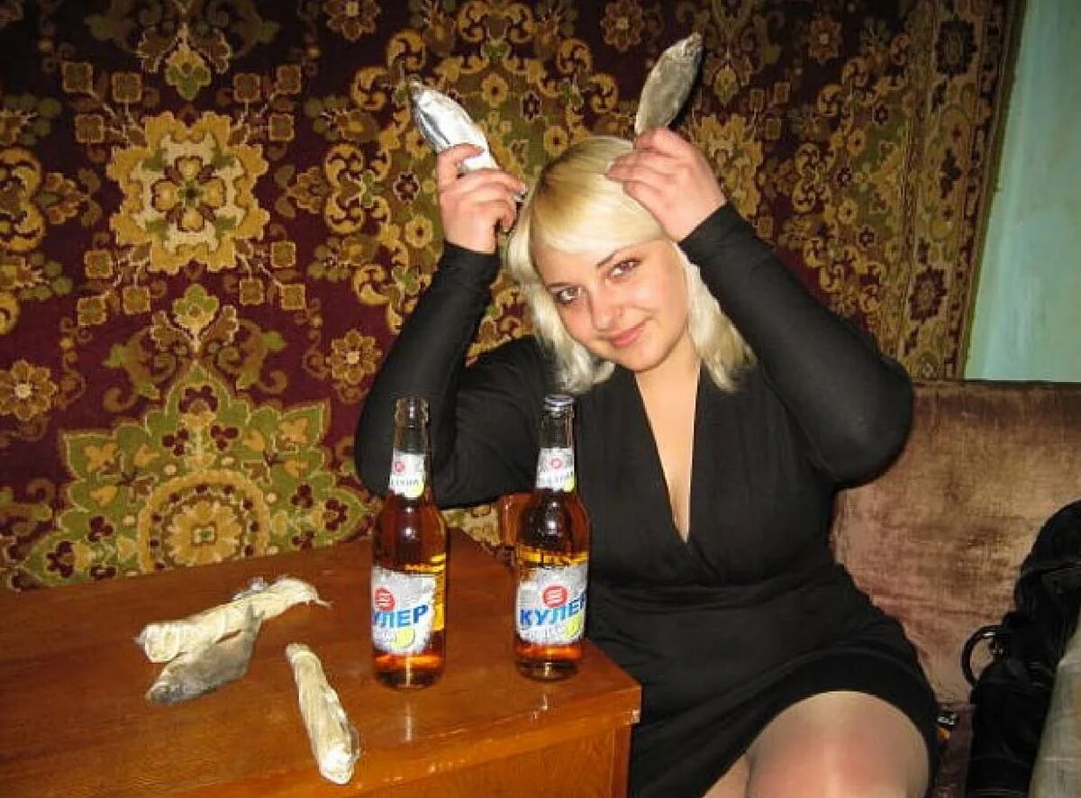 пьяные девушки в соцсетях фото
