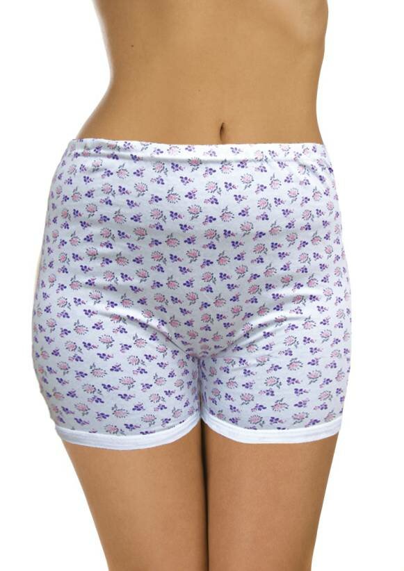 zhenshini-v-truselyah-russkiy-trah-s-silno-tolstozhopimi