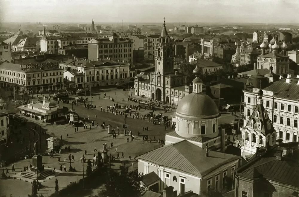 страстной монастырь на пушкинской площади фото