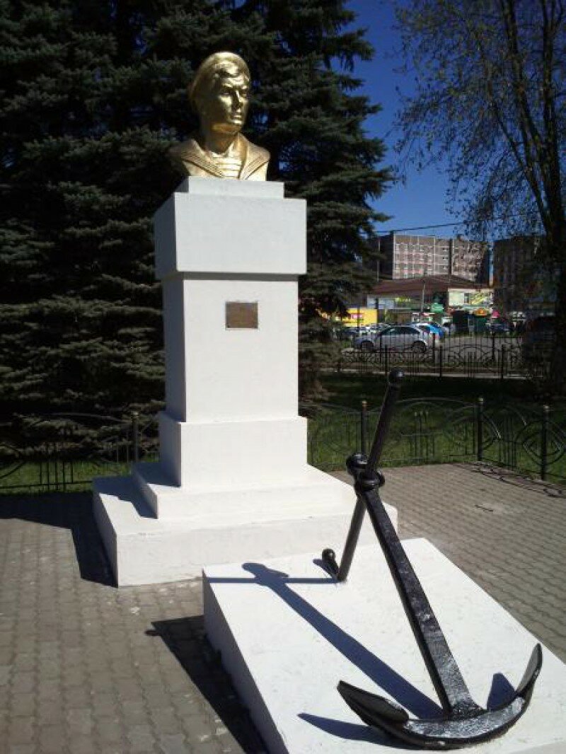 памятник железняку в ногинске фото