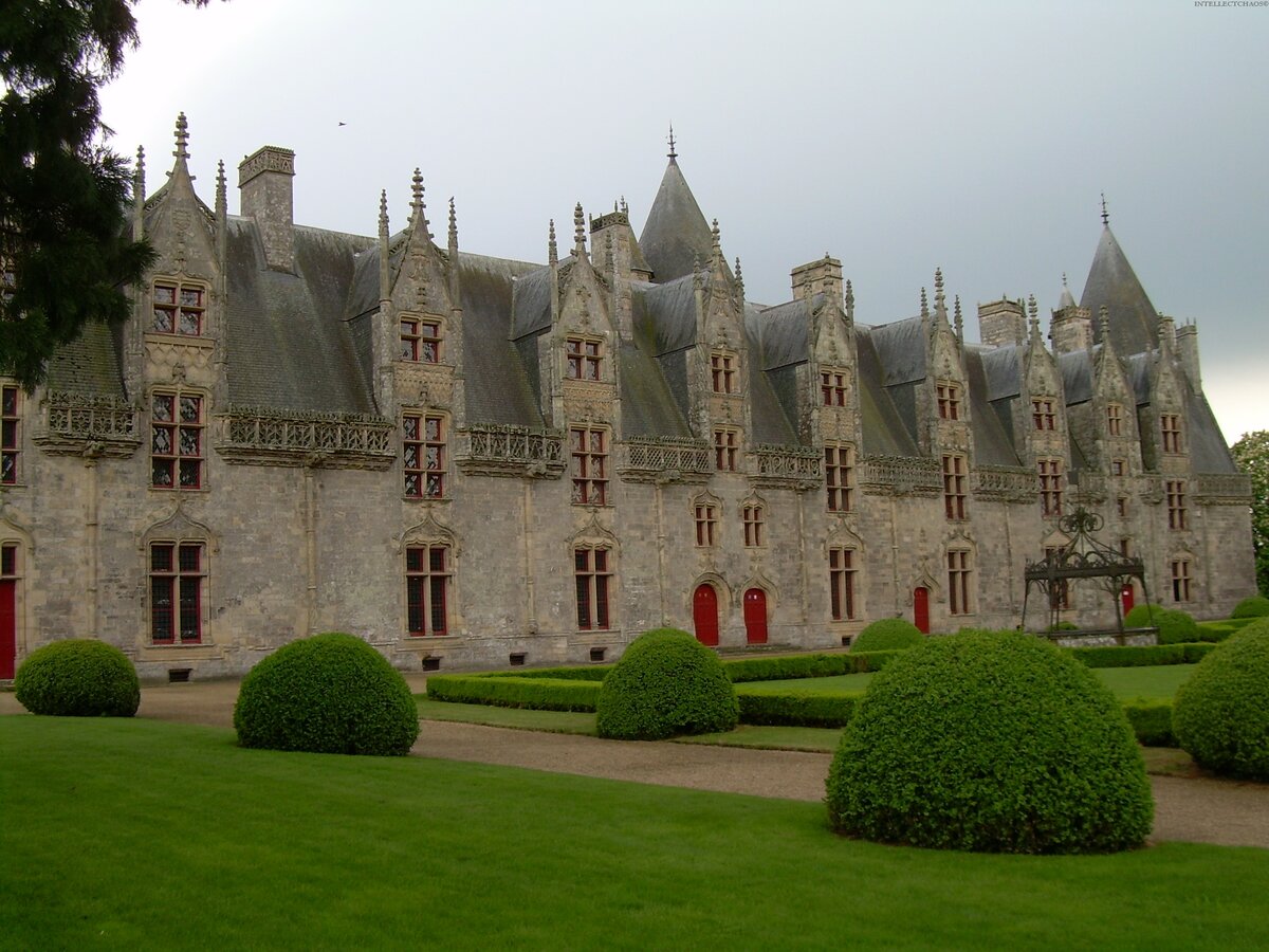 самые красивые дворцы и замки мира фото