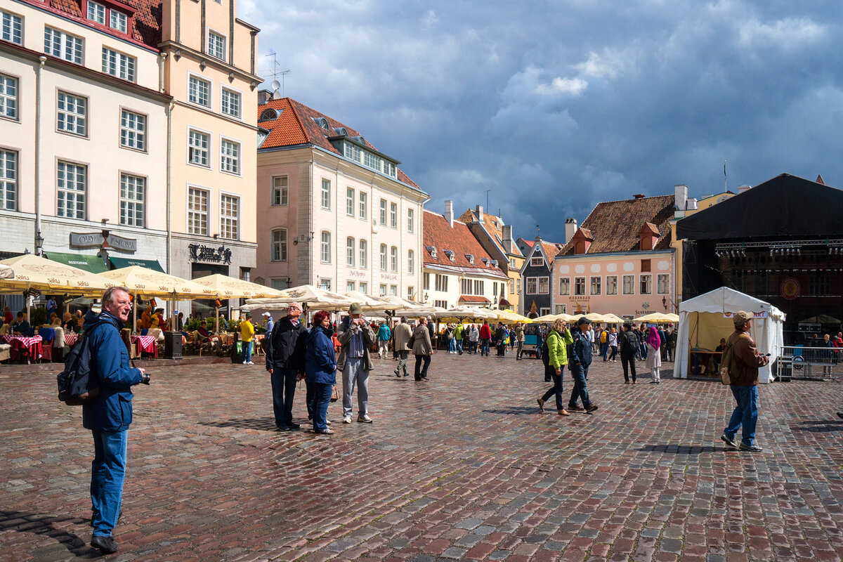 ратушная площадь в таллине фото