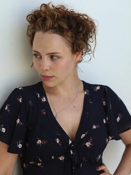 intervyu-yana-anatolevna-guryanova-s-dvumya-telkami-foto