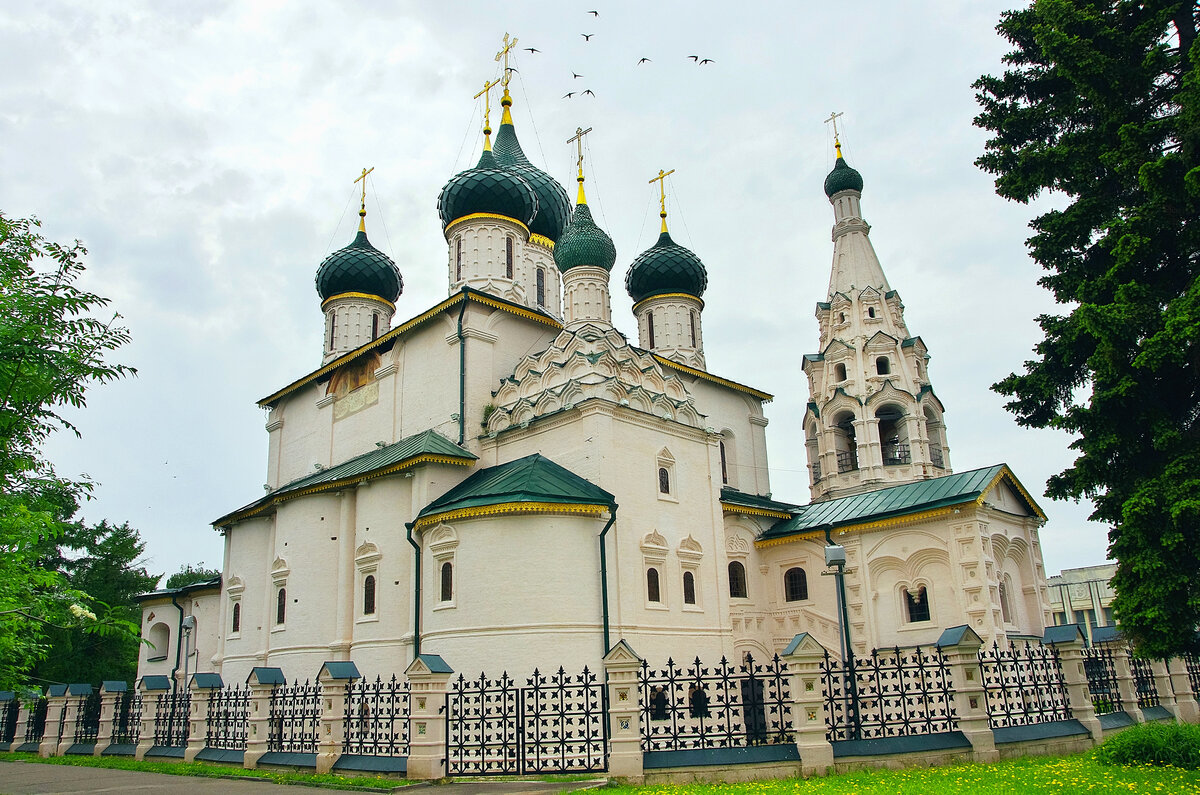 церковь ильи пророка в ярославле фото