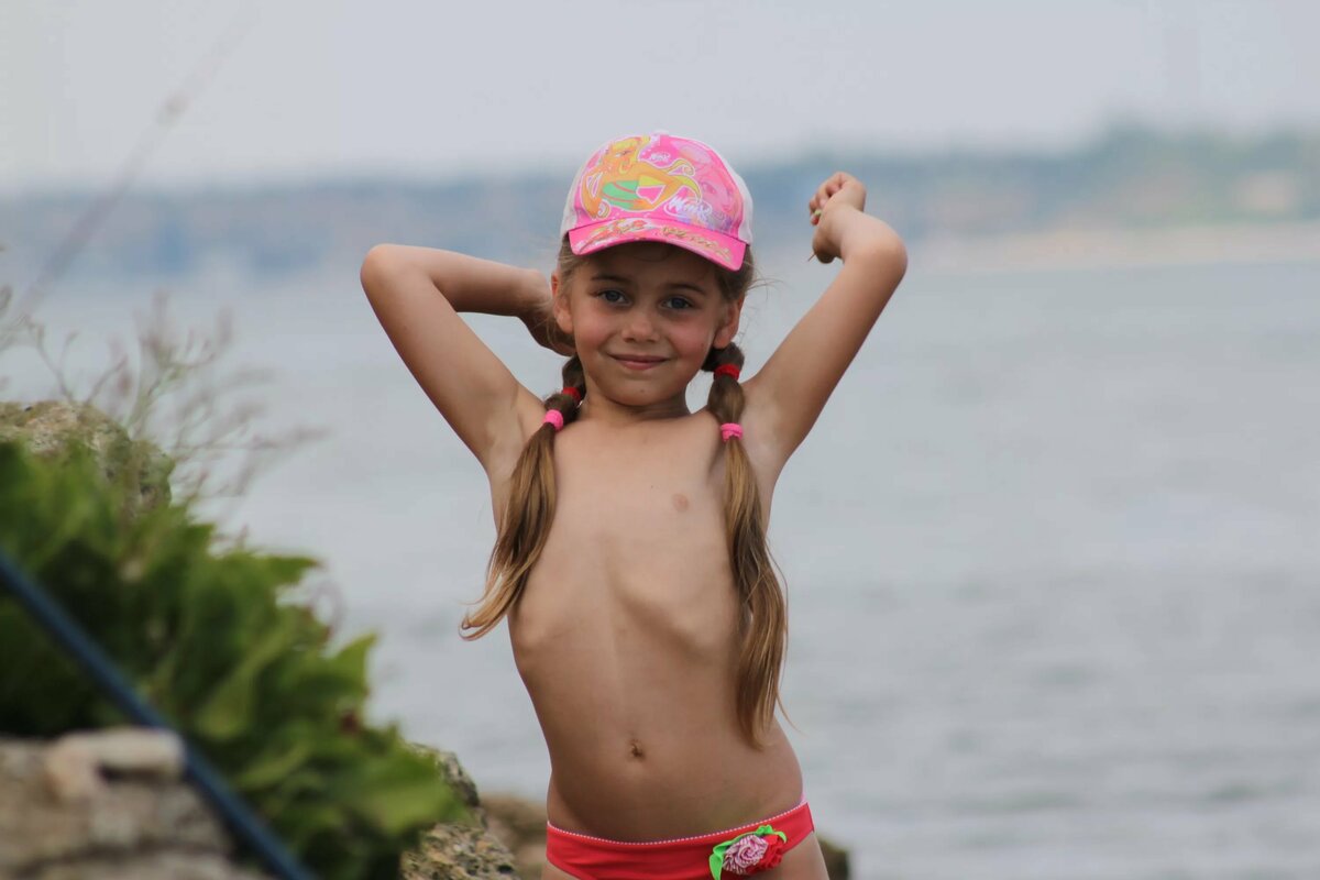 type-gallery-cute-purenudist-simpson-pussy-fucked