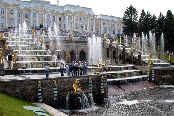 большой каскад в петергофе фото
