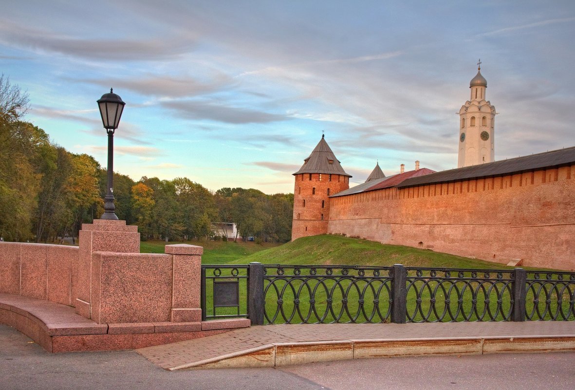 новгородский кремль (новгородский детинец) фото